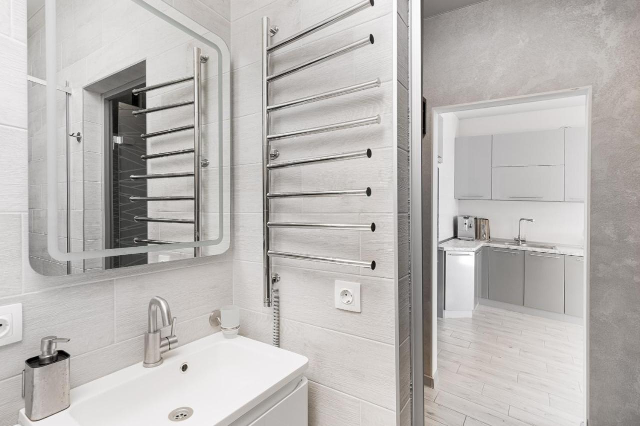 Pearl 44 Apartment With Terrace Odesa Exterior foto